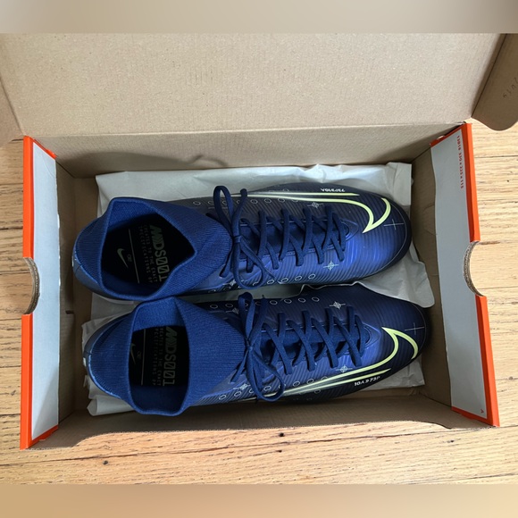 BRAND NEW Men’s Nike Shoes Size 12 - Picture 7 of 10